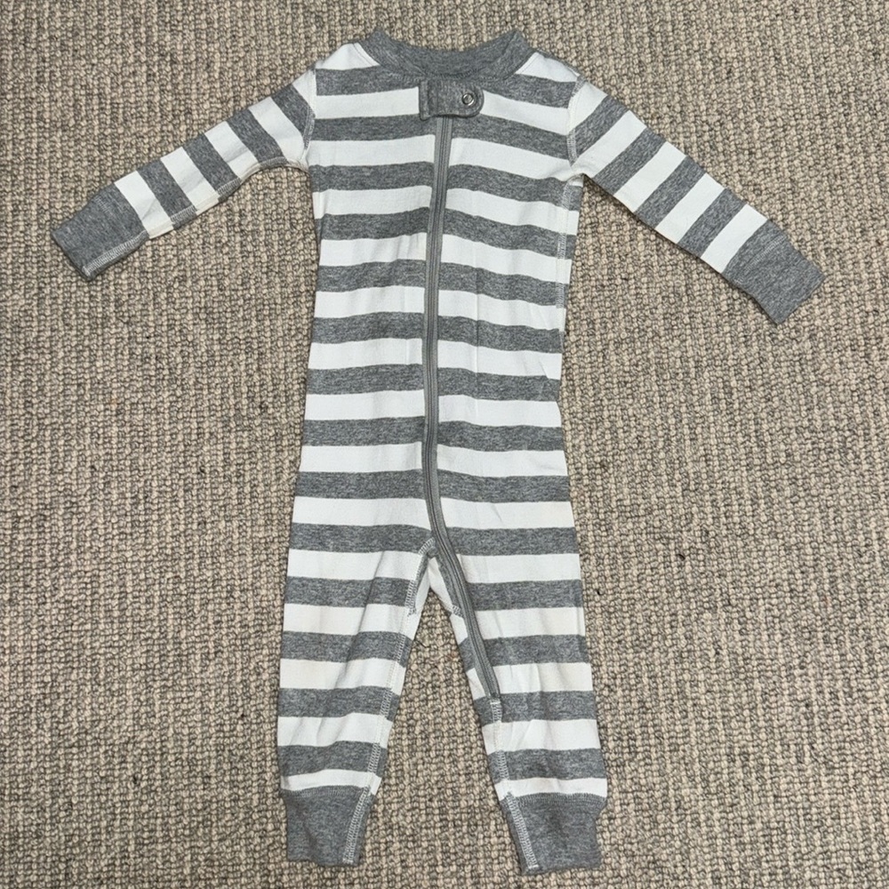 Hanna Andersson Baby Zip Up Sleeper 12-18 months